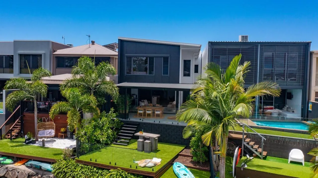 Executive, Modern Waterfront House Villa Maroochydore 0*,  Australia