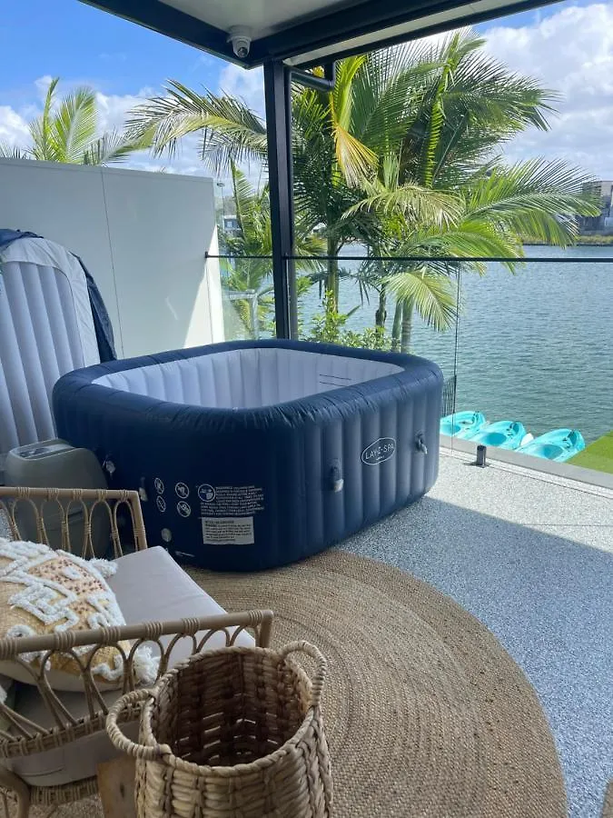 Executive, Modern Waterfront House Villa Maroochydore 0*,  Australia
